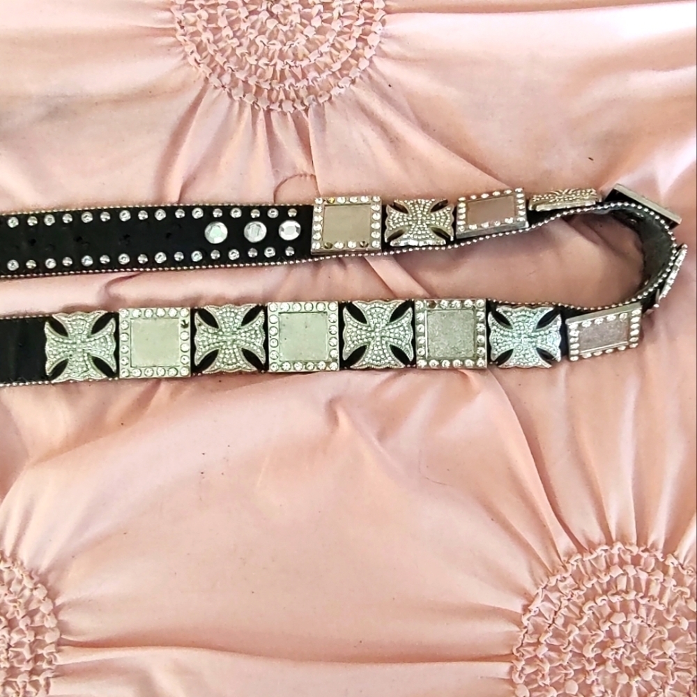BLACK LEATHER SILVER and CRYSTAL EMBELLISHED BELT 36" - Picture 8 of 17